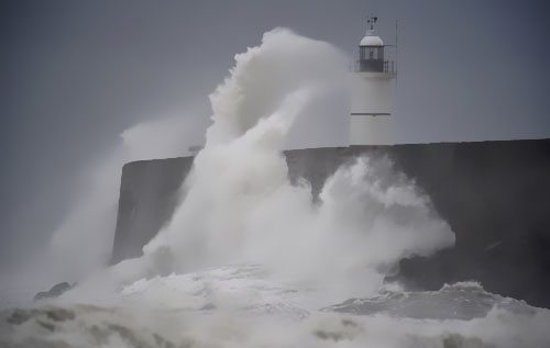 英法海底電纜遭颶風(fēng)破壞 或引發(fā)電力危機